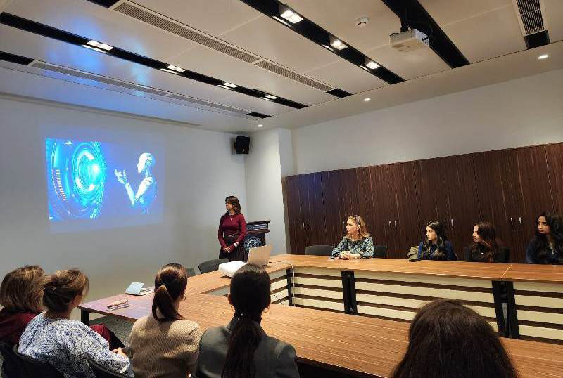 UNEC-də “Süni intellektin imkanları və dizaynda tətbiqi” mövzusunda seminar keçirilib UNEC-də “Süni intellektin imkanları və dizaynda tətbiqi” mövzusunda seminar keçirilib