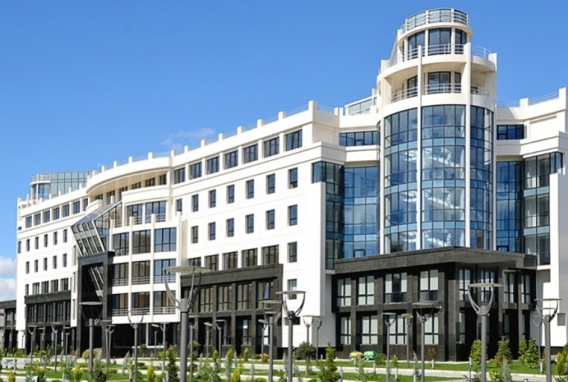 17095512765981859272_1200x630 Ənənəvi təhsilə ke&ccedil;id, yeni qaydalar: Ekspertlərin şərhində