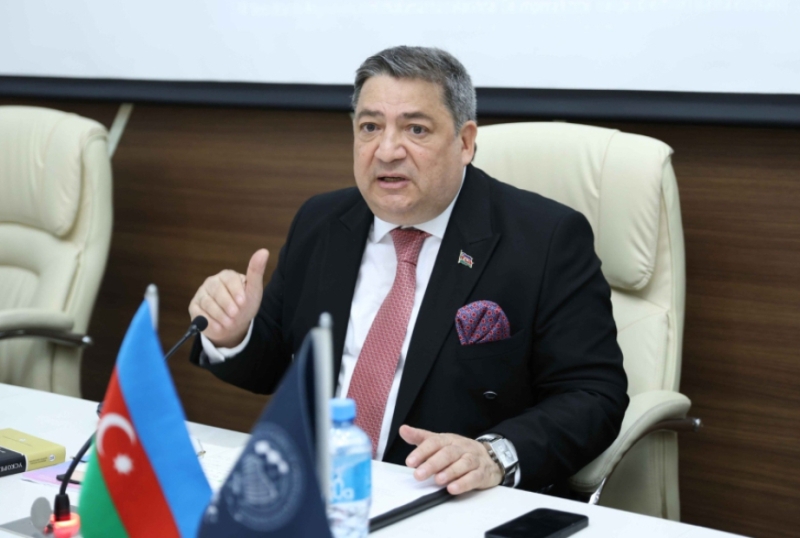1773056545553232713_1200x630 UNEC eksperti Emin Qəribli Azərbaycanda həyata ke&ccedil;irilən struktur islahatlarının m&uuml;zakirəsində