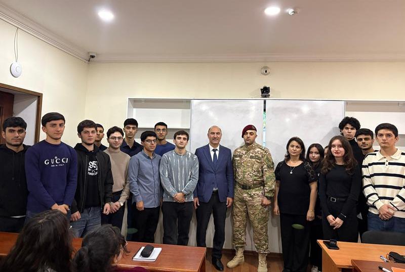 3 Rus İqtisad Məktəbində Milli Dirçəliş Gününə həsr edilmiş seminar keçirilib