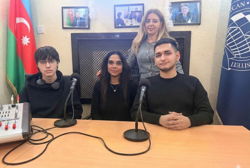 Radio UNEC-də 31 Dekabr &ndash; D&uuml;nya Azərbaycanlılarının Həmrəyliyi G&uuml;n&uuml;nə həsr olunmuş veriliş yayımlanıb