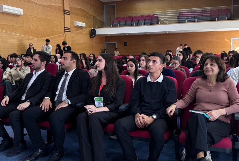 80b2f597-a7ea-494e-ac5c-6068952f7ca1 Pərvin Namazova