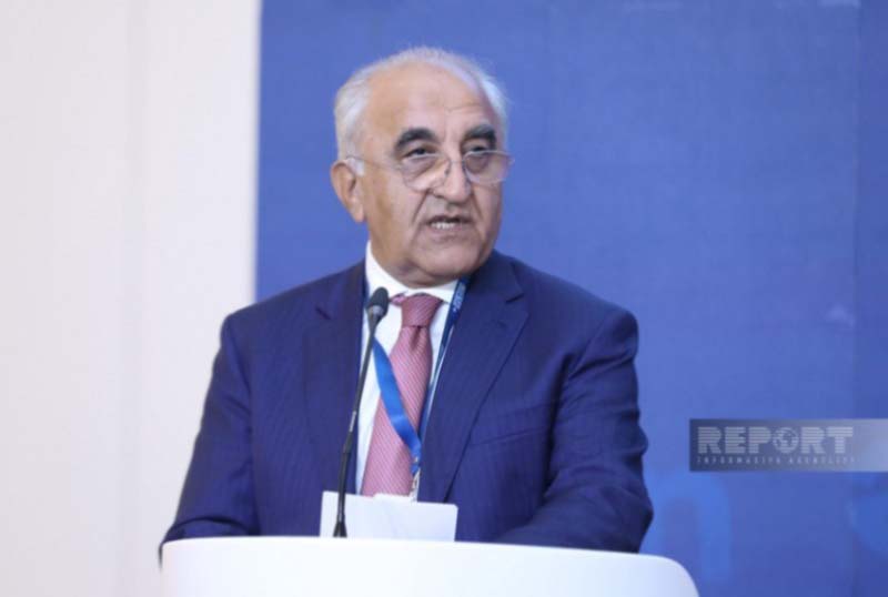 Adalat_Muradov_reportaz_120625 Müəllimlərin nəzərinə: “Sərbəst iş mövzularının şəxsi kabinetə yerləşdirilməsi” – VİDEOTƏLİMAT
