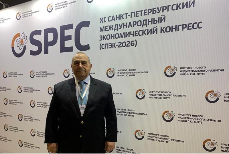 Alican_Babayev_130426 UNEC-də fikir sahibləri - biliyi və qabiliyyəti təsdiq olunan alimlərdir