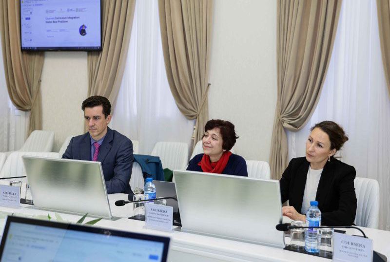 Coursera_021225 Azərbaycanın milli sığorta bazarının yüksəlişi maliyyə xidmətlərinin inkişafına dair strateji yol xəritəsinin mühüm hədəflərindəndir