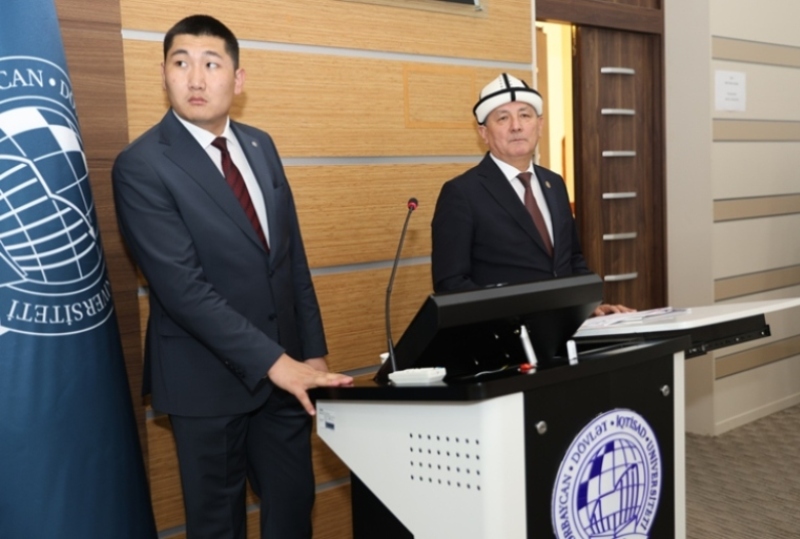 G60A8671 UNEC eksperti universitet reytinqlərinin &ouml;l&ccedil;&uuml;lməsi meyarlarını a&ccedil;ıqlayıb