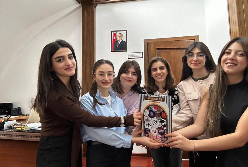 IMG-20260415-WA0004 UNEC rektoru Ədalət Muradov: &ldquo;Universitetlər təkcə biliyə deyil, həm də dəyərlərə fokuslanmalıdır&rdquo;