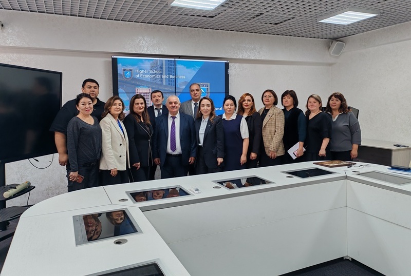 IMG_20251120_105226 UNEC əməkdaşı ABŞ-da Azərbaycanın multikulturalizm sahəsindəki təcrübəsindən danışıb