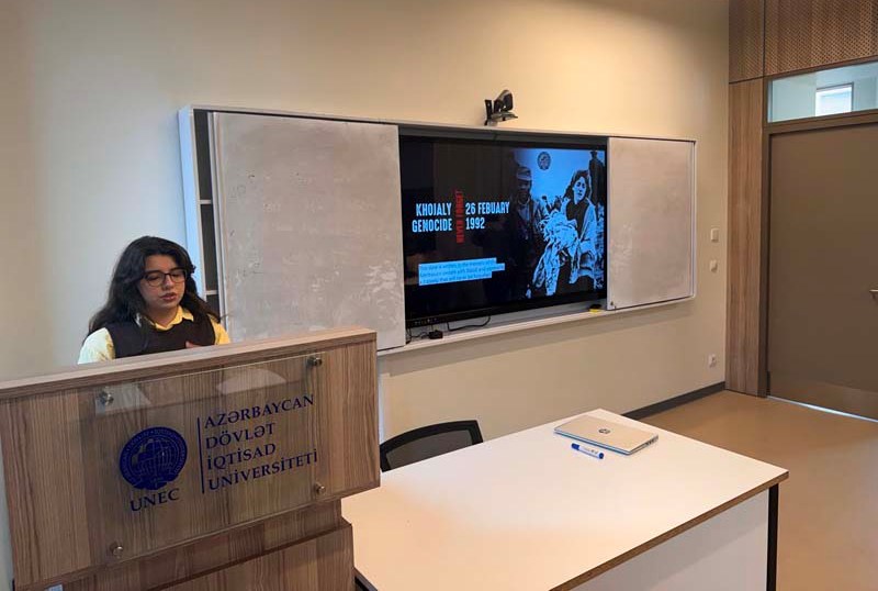 IMG_2923-26 2019-cu ilin yekunlarına həsr olunan m&uuml;şavirə UNEC professorunun şərhində