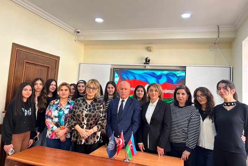 IMG_6959 “UNEC ekspert” jurnalının ilk sayı işıq üzü görüb