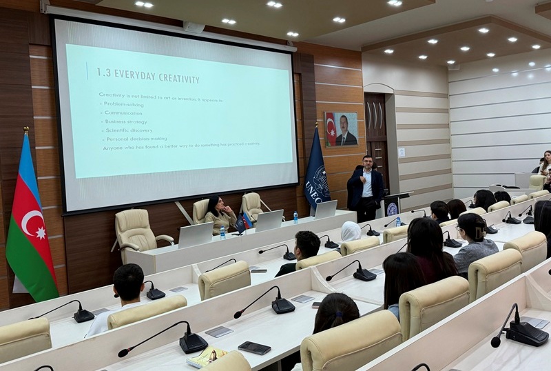 IMG_7303 &ldquo;M&uuml;stəqillik d&ouml;vr&uuml;ndə Azərbaycanda regionlar &uuml;zrə İKT infrastrukturunun inkişafı&rdquo;