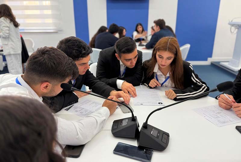 KM_workshop_020625 UNEC dünya reytinqində 497 pillə irəliləyib 