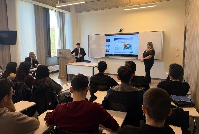 M8 UNEC-də “İnsan resursları, işə düzəlmə və qanunvericilik” adlı təlim keçirilib