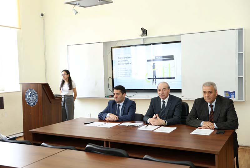 MMF_konfrans_120525 UNEC-də Respublika Elmi-Praktiki konfransı işini bölmələrdə davam etdirib