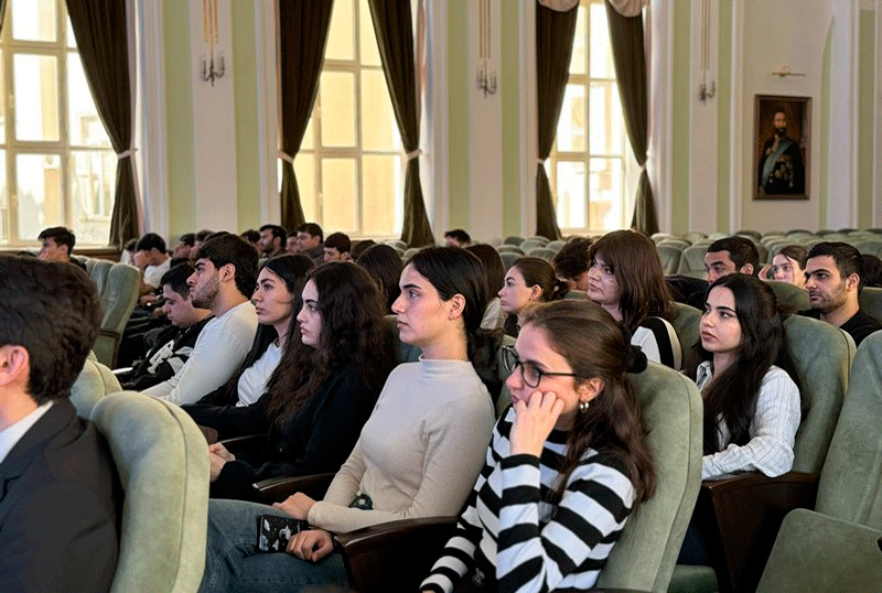 UNEC-də Qoşulmama Hərəkatı Gənclər Təşkilatının məlumatlandırıcı görüşü keçirilib