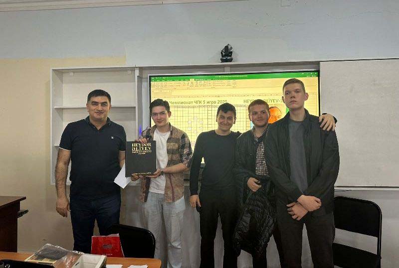 Rus İqtisad Məktəbində intellektual yarış keçirilib