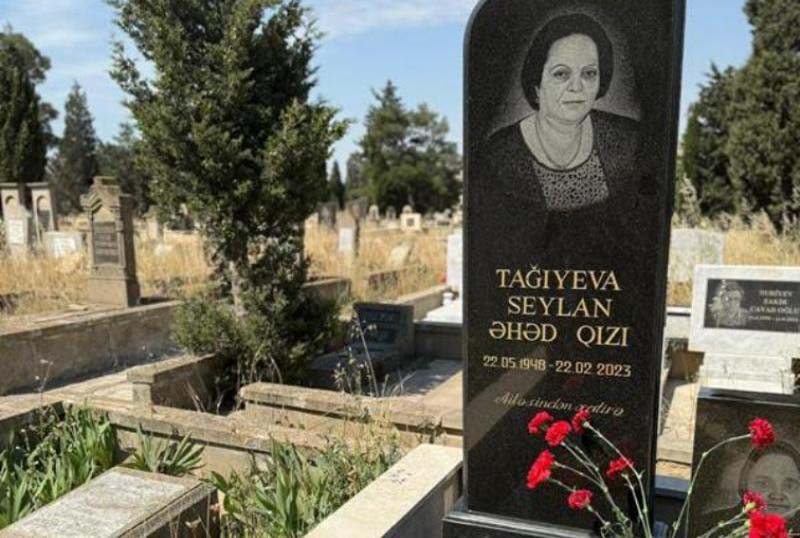 UNEC əməkdaşları Seylan Tağıyevanın məzarını ziyarət ediblər