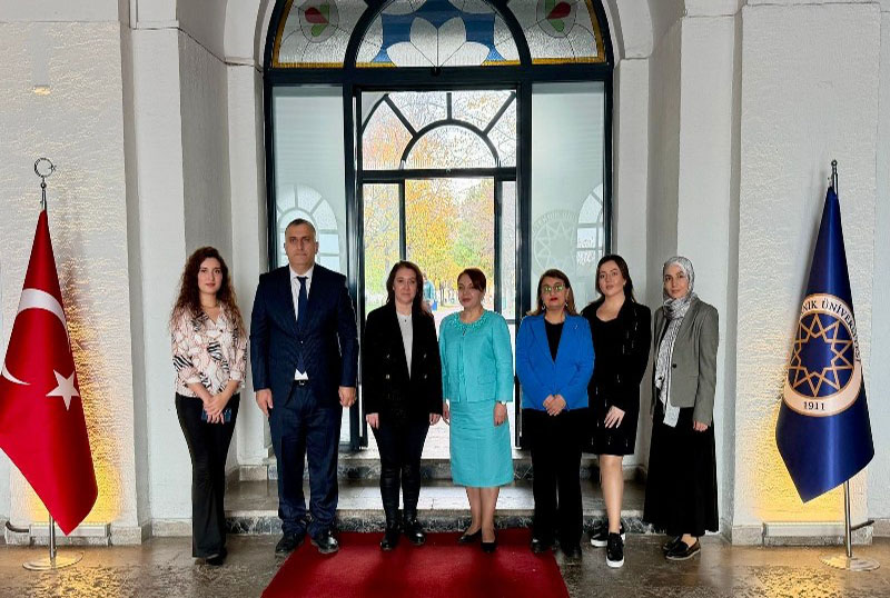 TIM_251125 2017/2018 -ci tədris ilində yenidənhazırlanma təhsili alan tələbələr üçün imtahan cədvəli və imtahan testləri