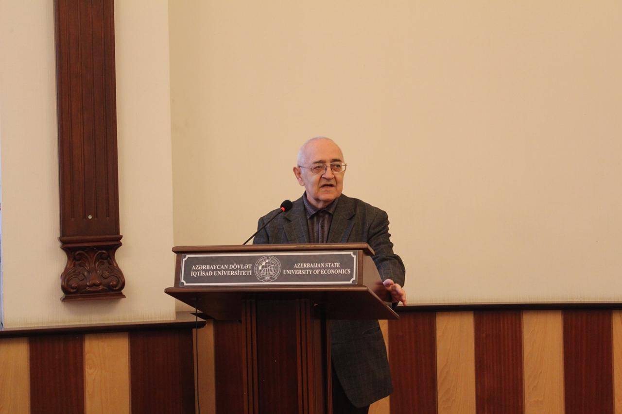 UNEC i.e.d., prof. Rüfət Qasımov