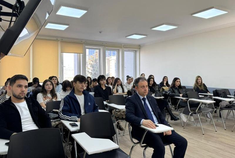 İqtisadiyyat və idarəetmə fak&uuml;ltəsində su ehtiyatlarının səmərəli istifadəsinə həsr olunan tədbir ke&ccedil;irilib