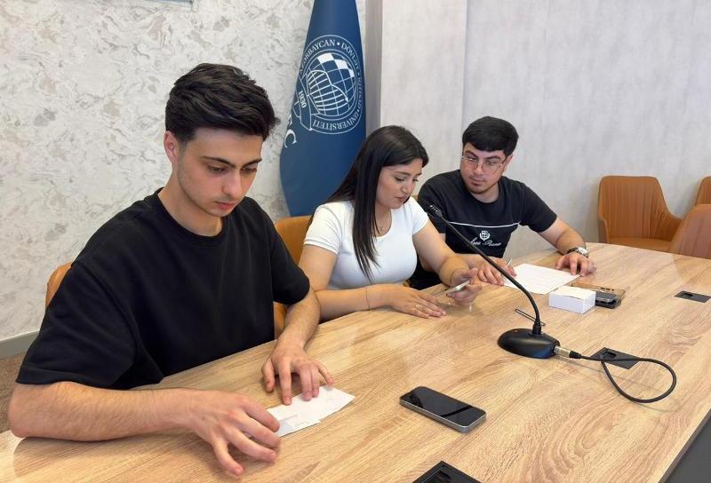 UNEC-də Tələbə Həftəsi &ccedil;ər&ccedil;ivəsində intellektual yarış ke&ccedil;irilib