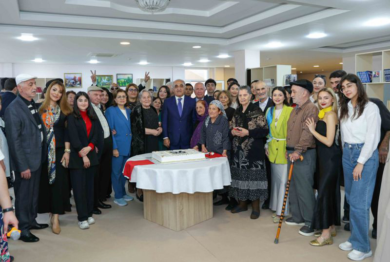 ahillar_evi_180325 Nizami Cəfərov: “Tələbələrin elmin fəlsəfəsini anlaması üçün elmi biliklərin kütləvi təbliği vacibdir”