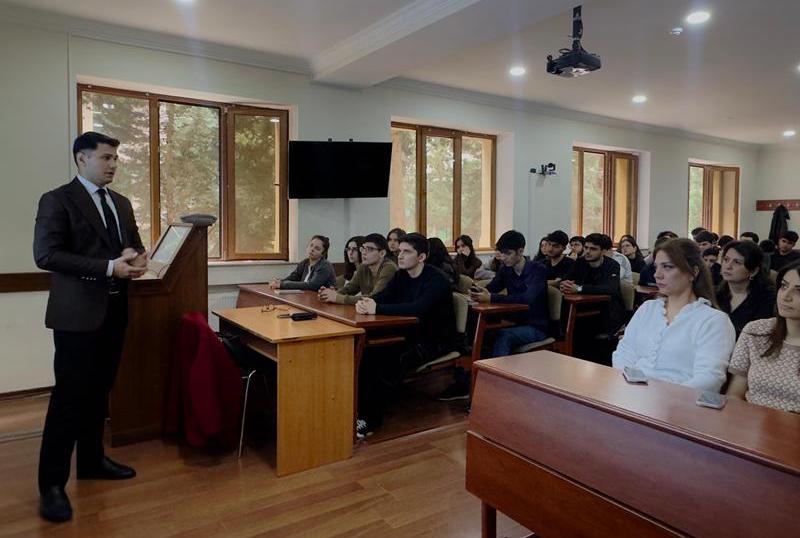 Biznes və menecment fakültəsində icbari tibbi sığorta mövzusunda məlumatlandırıcı sessiya keçirilib 