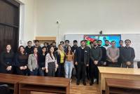 tələbələrlə qazinin görüşü 2.jpeg