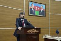 r&ouml;vnər rzayev.jpg