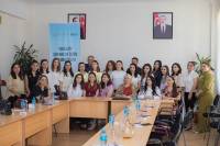 M&uuml;asir İnkl&uuml;ziv Təhsil 02.jpg