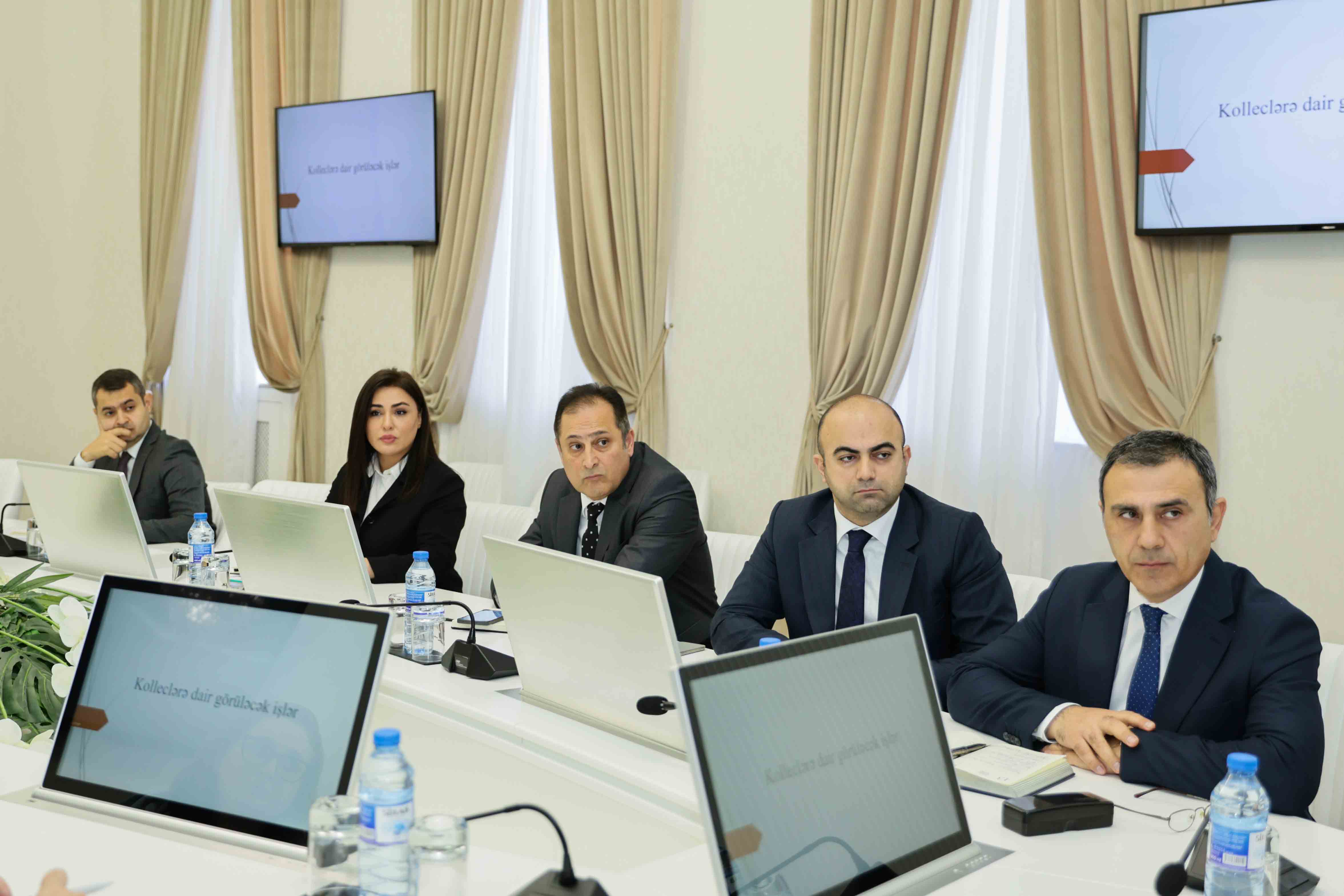 esas60A1137 Millət vəkili: Nəzərlər yenə UNEC-ə yönəlir