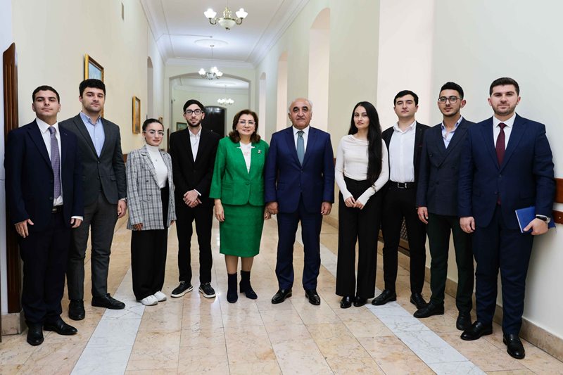 esas60A1290 Maliyyə və mühasibat fakültəsində Milli Dirçəliş Gününə həsr olunmuş seminar keçirilib