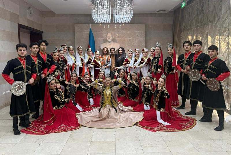UNEC-in tələbələri Ulu Öndər Heydər Əliyevin 102-ci ildönümünə həsr olunmuş bədii yaradıcılıq müsabiqə-festivalında iştirak ediblər