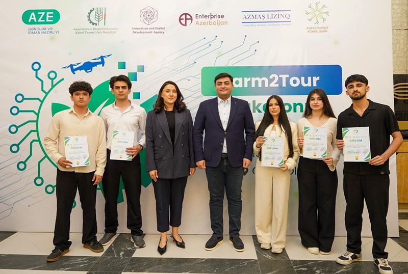 UNEC tələbələri &ldquo;Farm2Tour&rdquo; hakatonunun qalibi oldular