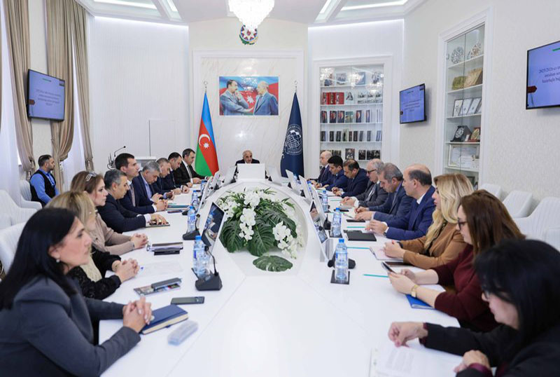 imtahan_sessiya_261225 Auditorlar Palatasının sədri UNEC tələbələri qarşısında