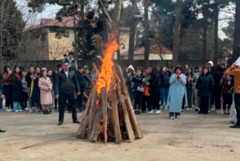 Sosial-İqtisadi Kollecdə Novruz bayramı qeyd edildi