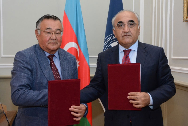 UNEC ilə Qazaxıstanın Miras Universiteti arasında memorandum imzalanıb