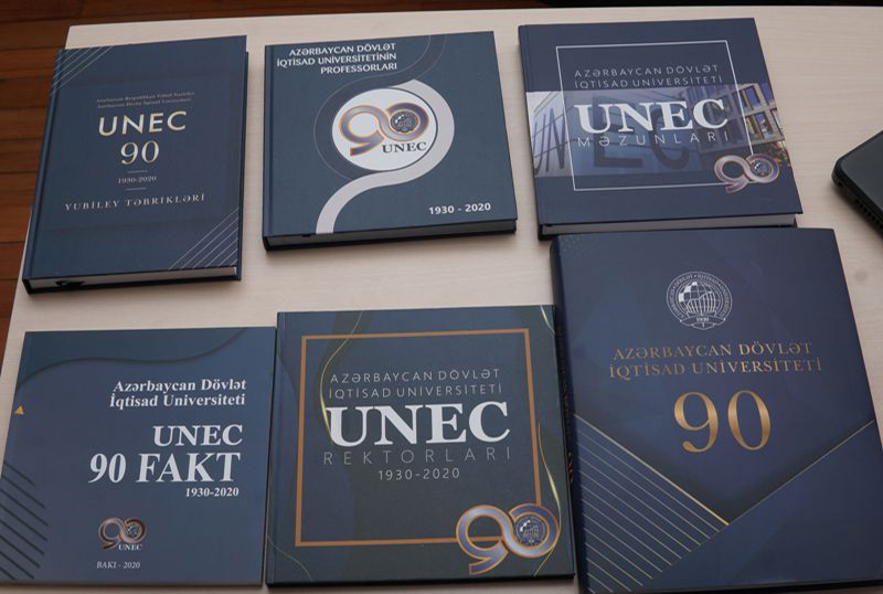 UNEC-in tədris və tədqiqat uğurlarının “pasportları” -  Yubiley kitabları - FOTOLAR