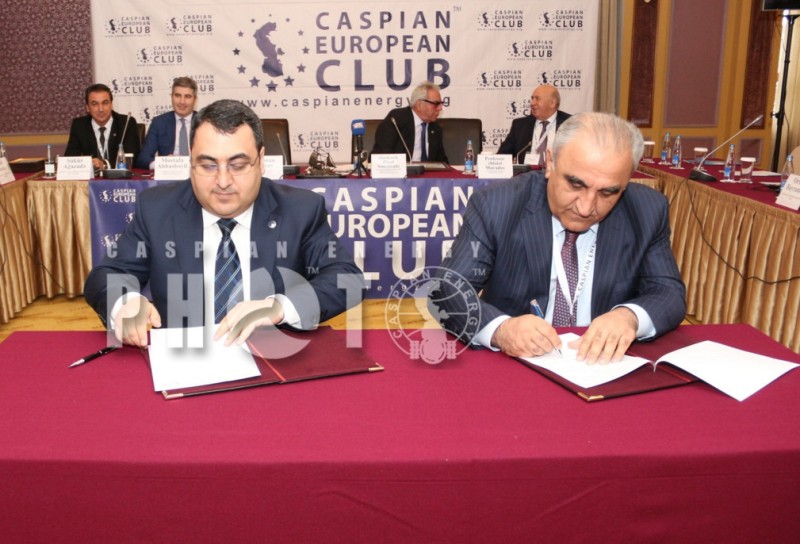 imza1 UNEC-lə “Caspian European Club”arasında memorandum imzalanıb
