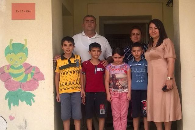 IMG-20160913-WA0004 UNEC Qadınlar Şurası Bakı “SOS uşaq kəndi”ni ziyarət edib