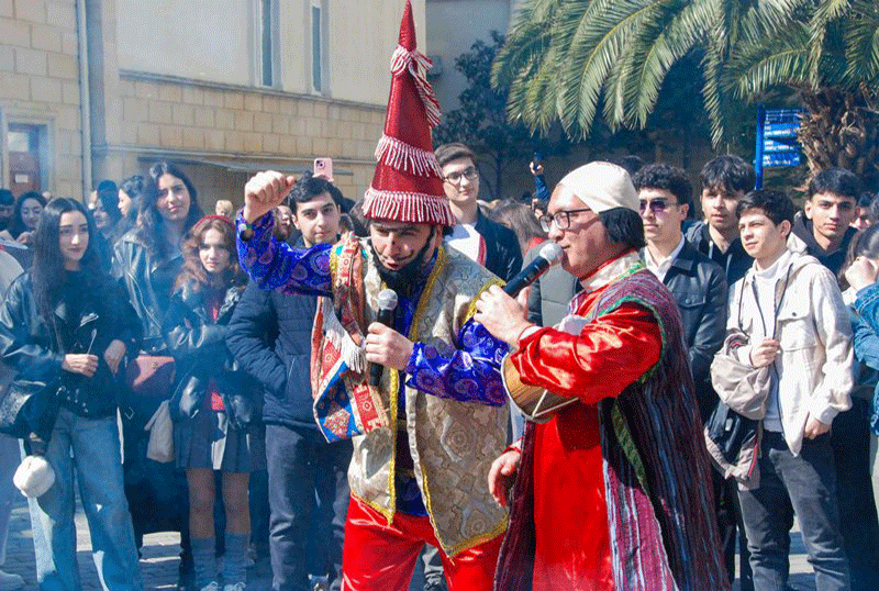 novruz_shenliyi_180325 UNEC-də görkəmli alimlərin xatirəsinə həsr olunmuş anım tədbirləri keçirilib