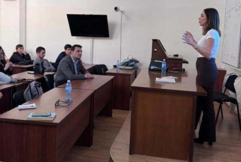 praktik_seminar_071025 BMDM-də elmi müzakirə: “Biznes mühitində insan resurslarının innovativ metodlarının tətbiqi”