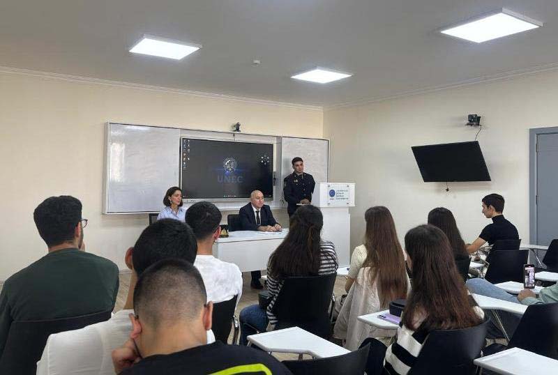 seminar_IIF_091025 UNEC-də seminar: Qiymətli kağızlar bazarı və peşəkar hazırlığın yüksəldilməsi