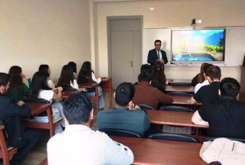 seminar_TUDIFAK_081025 UNEC məzunu şəhid Hüseyn Muradovun şəhadətinin beşinci ildönümü qeyd edilib