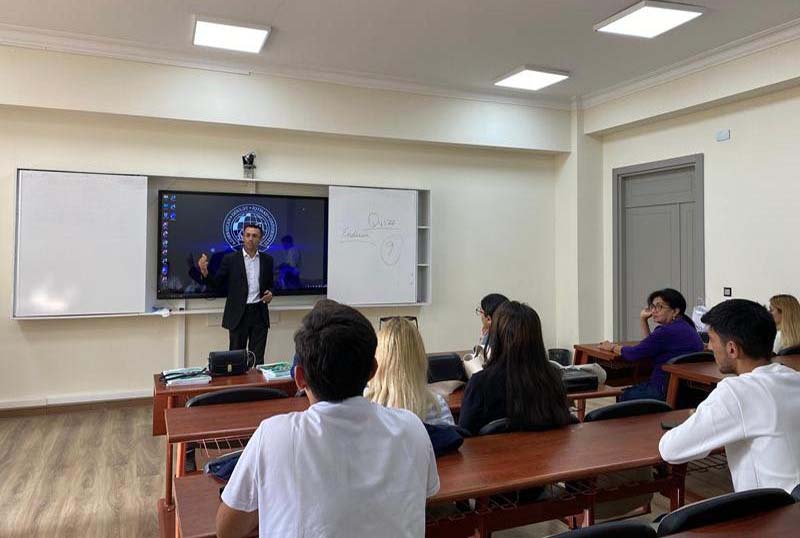 seminar_TUDIFAK_250925 Clarivate şirkətinin nümayəndələr ilə UNEC-də görüş keçirilib