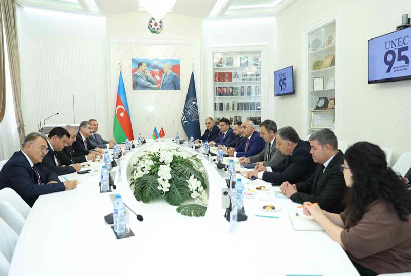 shimali_kipr_130525 Maliyyə-İqtisad Kollecində “Nəsimi ili”nə həsr olunmuş tədbir