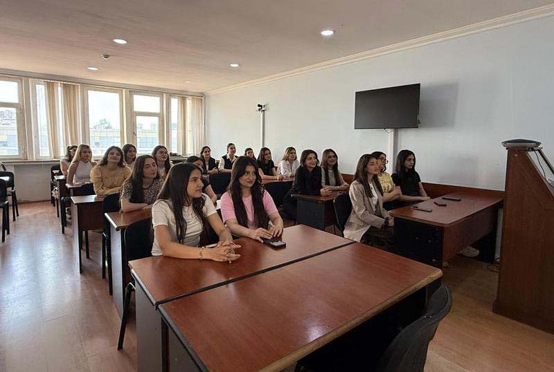 tedbir_IIF_200525 “Clarivate”: UNEC dünyada liderdir! 