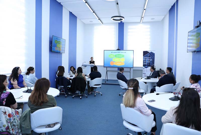 UNEC əməkdaşları üçün “Konfliktlərin idarə edilməsi və ünsiyyət bacarıqları” mövzusunda təlim keçirilib