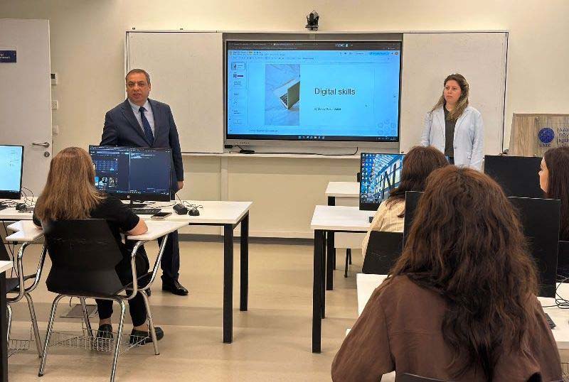 telim_RIF_031025 UNEC-də “Azad Mirzəcanzadə inkişaf proqramı”nın təqdimatı olub